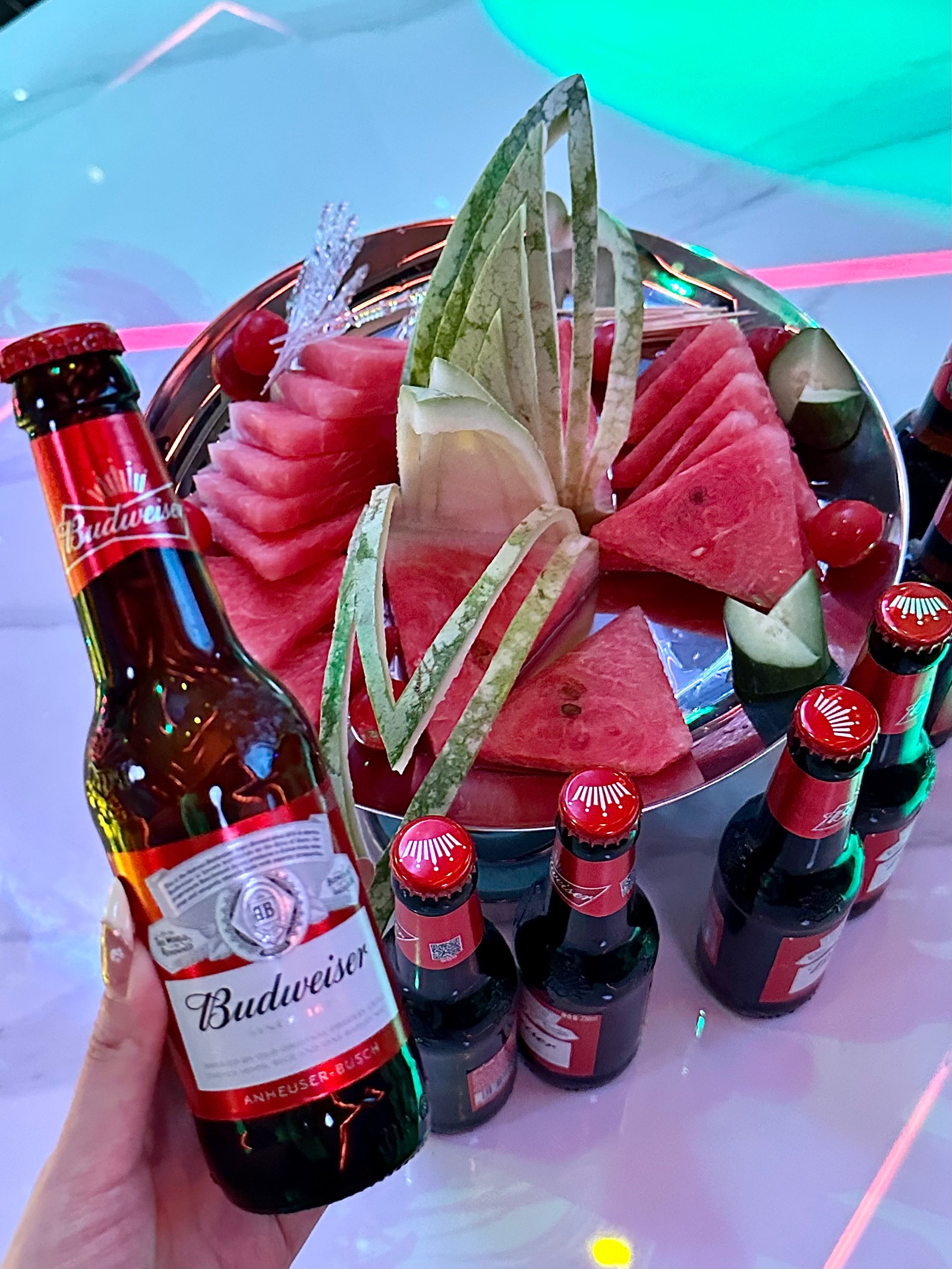 开封商务ktv每小时价格多少-尉氏县ktv预定